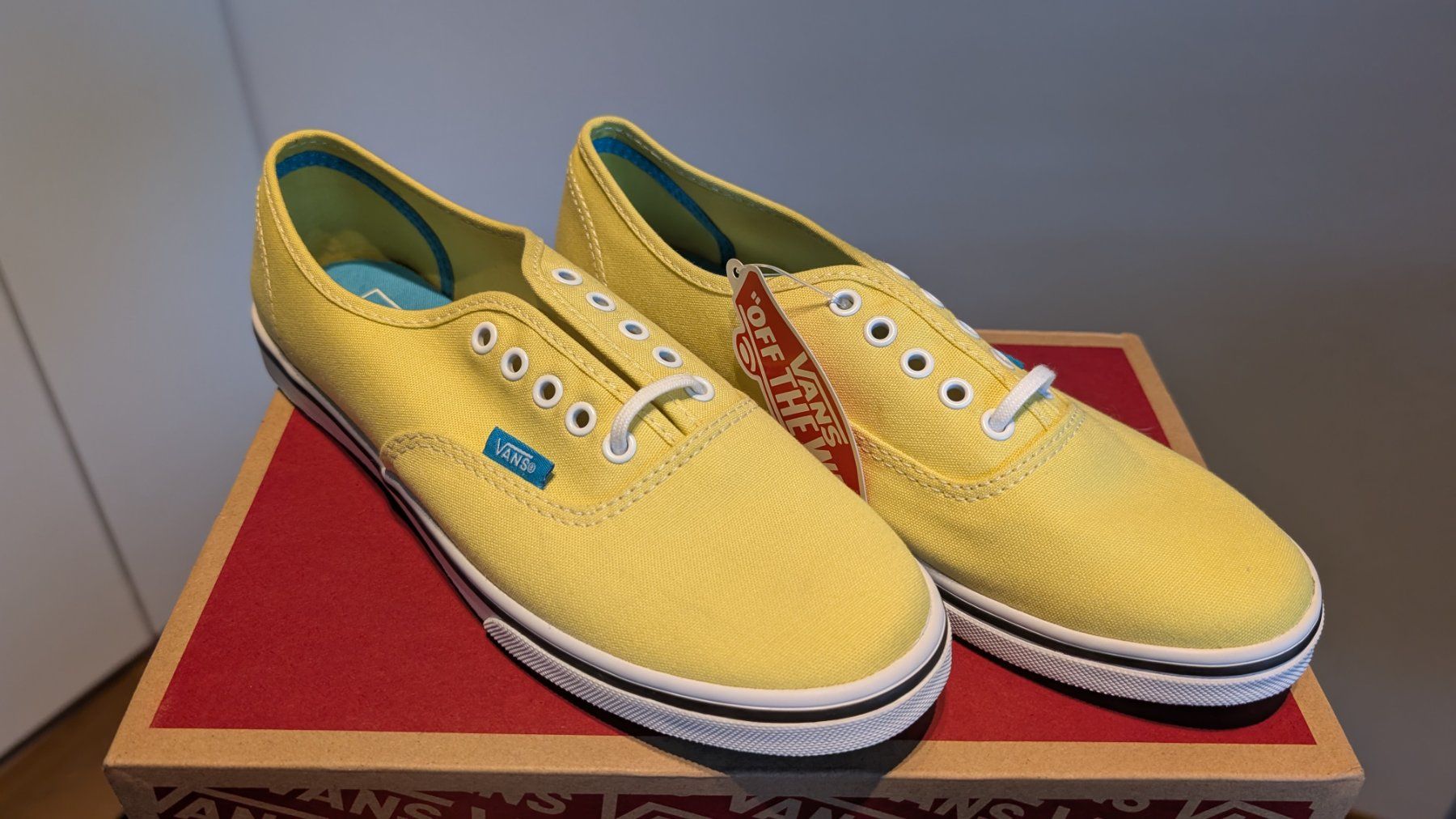 Vans Herrenschuhe: Vans Yellow 39 – Neu (gemäss Beschreibung) aus St. Ursen von chloe32