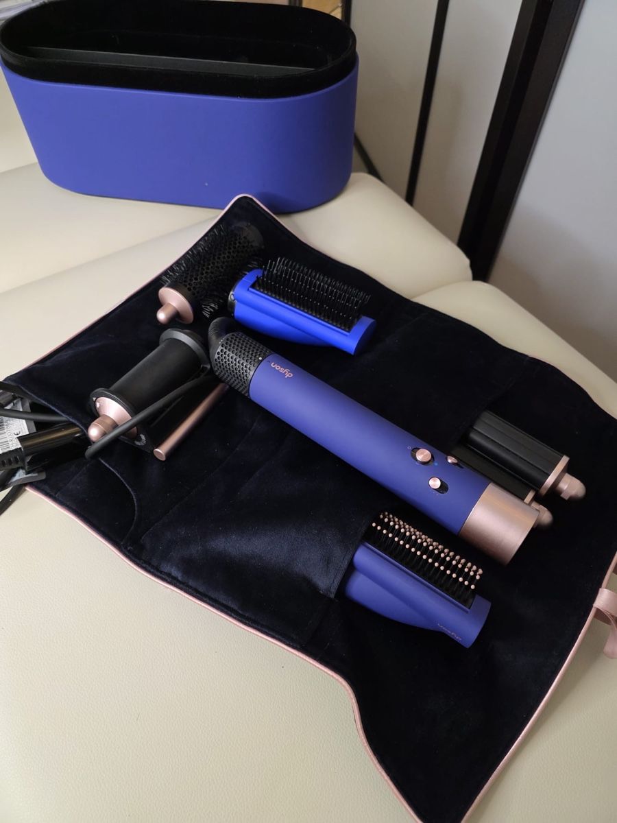 Dyson Asciugacapelli: Dyson Airwrap Complete Long Haarstyler - Top Zustand! – Usato da Amriswil venduto da flo_r2xt