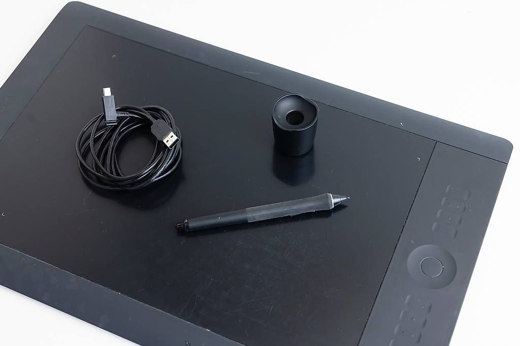 Wacom Tablet PC: Wacom Intuos 5 Touch L – Usato da Zürich venduto da Michael0165