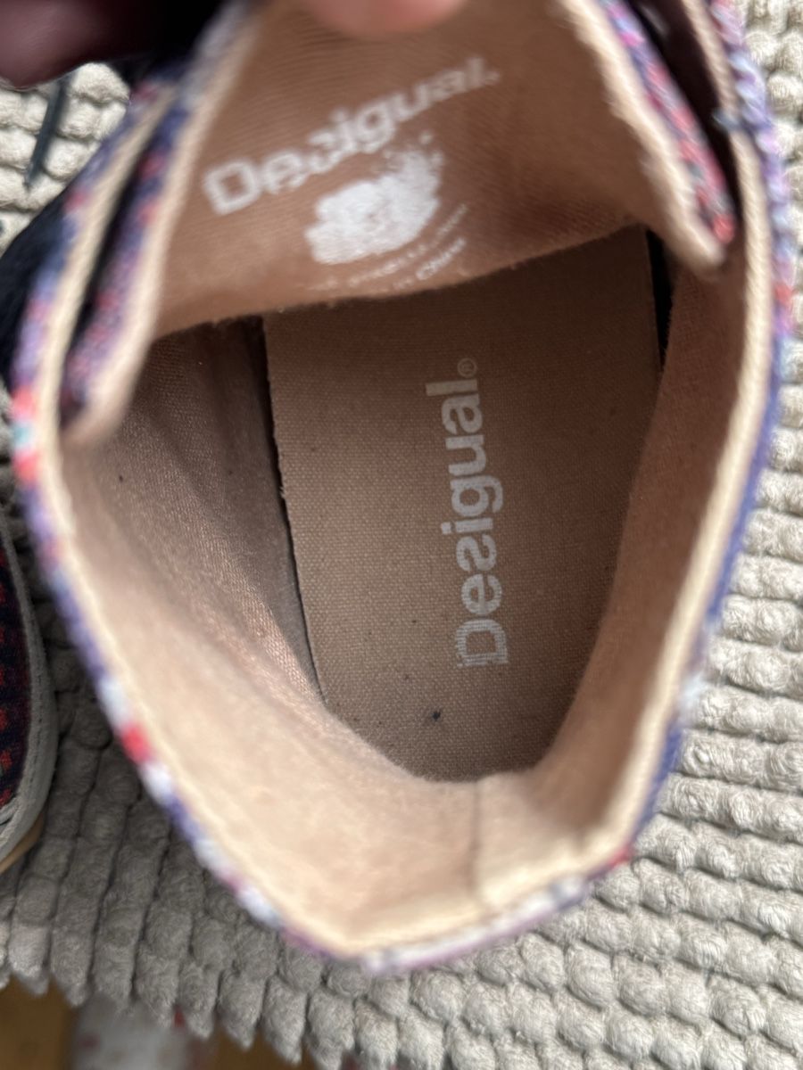 Desigual Damenschuhe: Desigual Sneaker, Turnschuhe Gr 37 – Gebraucht aus Lotzwil von Tgdromad 3