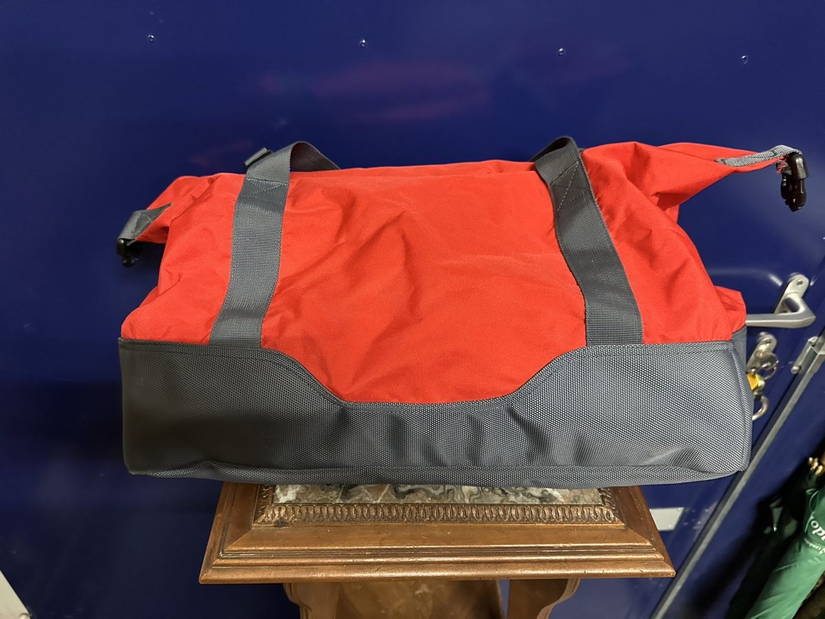 Peak Performance Borse: Sac de sport Peak Performance 35L. – Usato da Genève venduto da Tom6 1