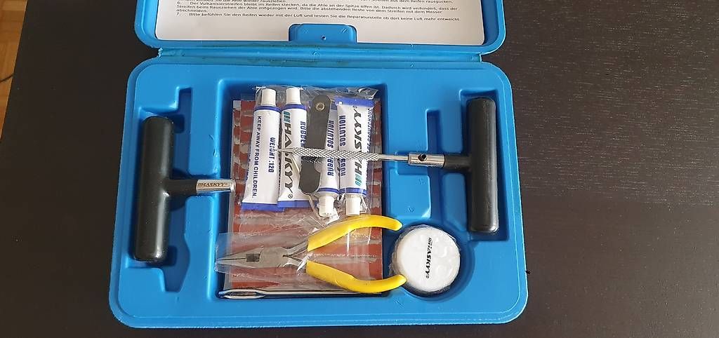 Tutti gli attrezzi: Reifen Reparatur-Set – Usato da Luzern venduto da slu_f6p8