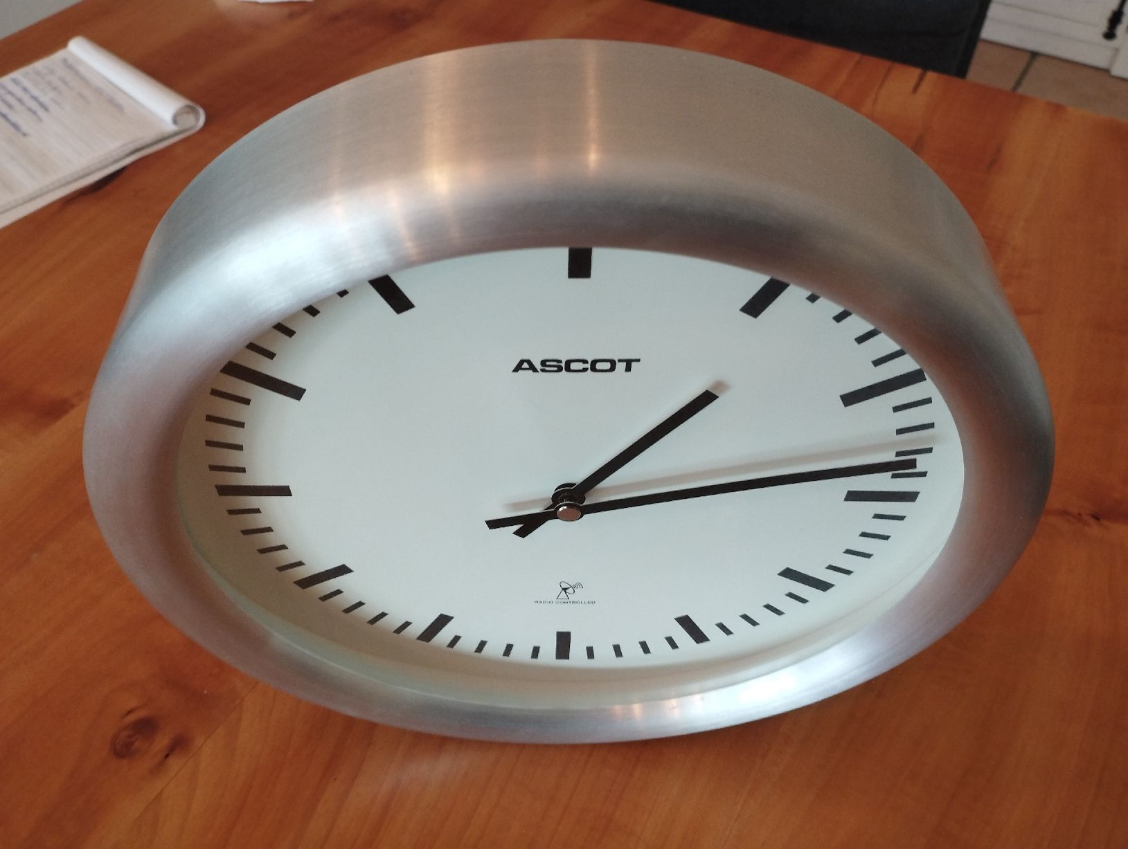 Funkuhr Küchenuhr Quarzuhr Wanduhr Ascot (D'occasion) à Faoug pour