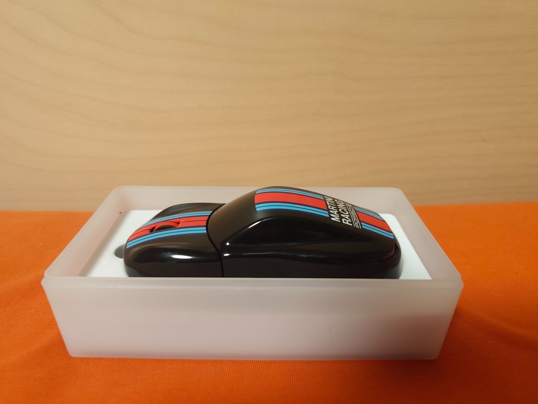 Mouse: Porsche Martini Racing Computermaus - NEU & OVP – Nuovo (secondo la descrizione) da Rupperswil venduto da cer_8p9f 2