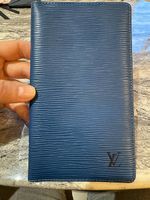 Porte-cartes/étui à passeport Louis Vuitton cuir épi bleu