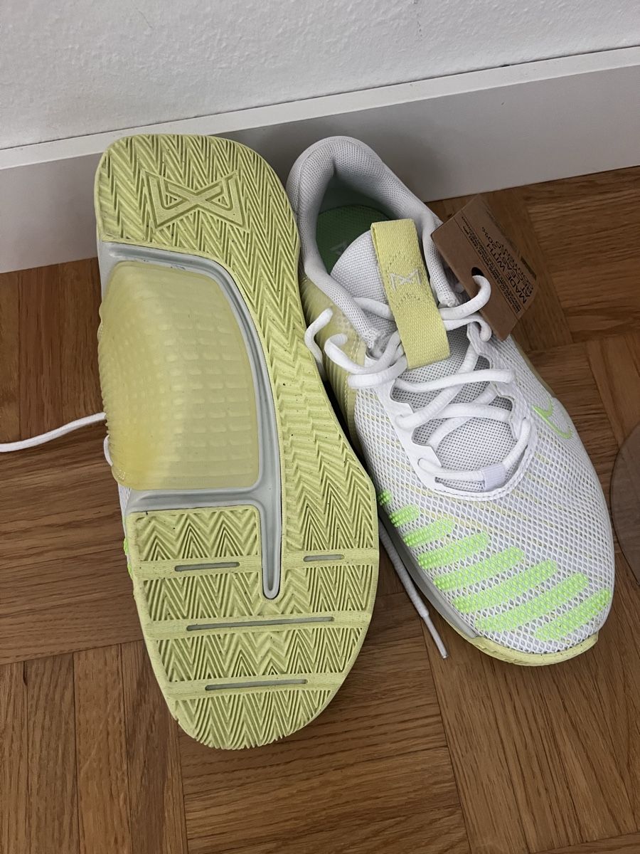 Nike Scarpe da uomo: Nike Metcon, Gr. 39, Neu! Top! – Nuovo e nell'imballaggio originale da Schlieren venduto da mle_lws6 2