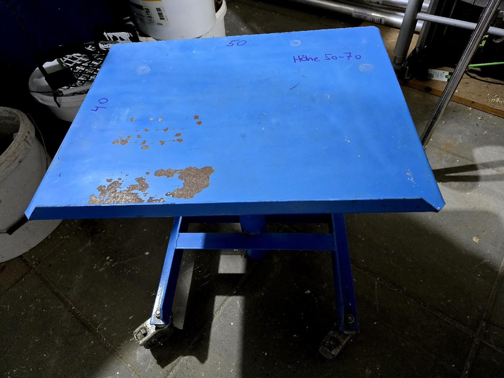 Tavoli: hydraulischer tisch – Usato da Hasle LU venduto da stupero 4