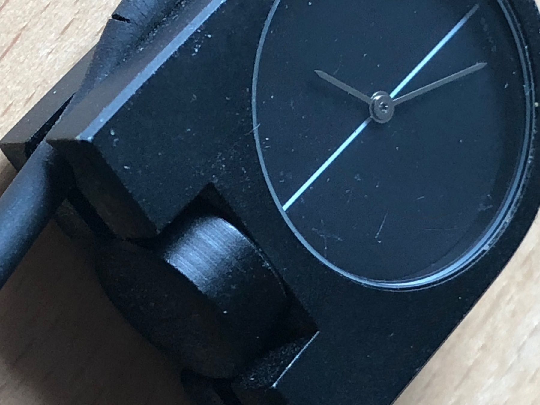 Orologi: Bruno Ninaber van Eyben Design  1976 – Usato da Zeihen venduto da Swissmade