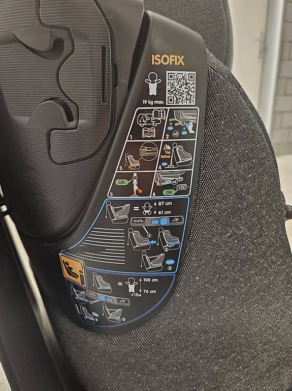 Maxi-Cosi Seggiolini per auto: Maxicosi Axissfix – Usato da Weisslingen venduto da Mechanik87 3