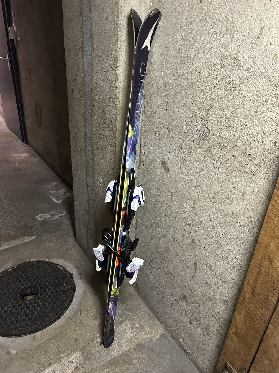 Atomic Skis: Skis Atomic - Afinity PURE – D'occasion à Nyon par sas_p89l 3