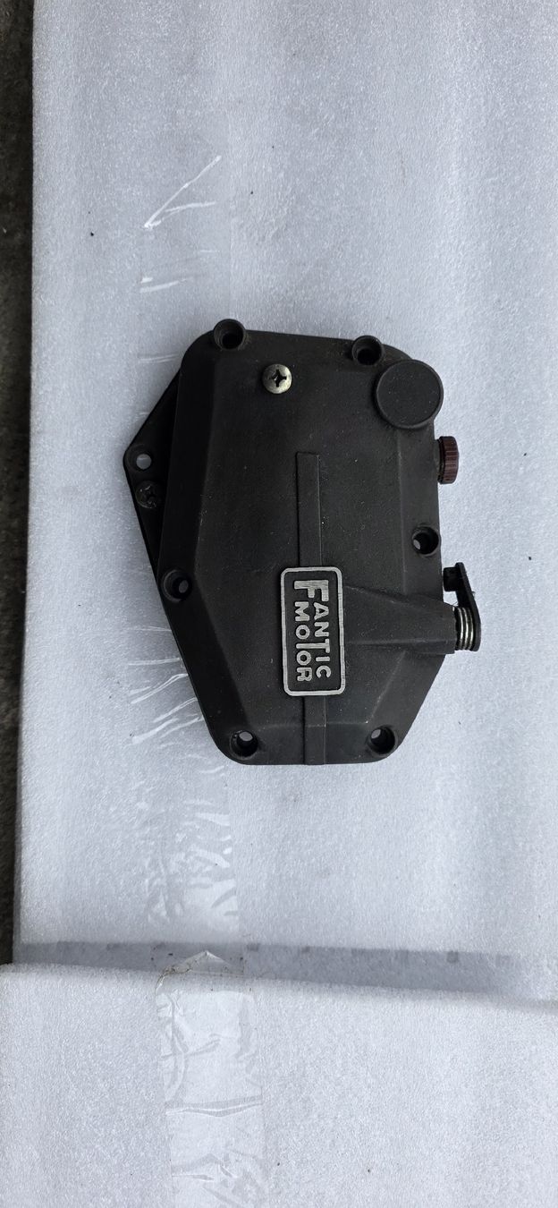 Fantic Parti ricambio per ciclomotori: Carter Fantic Issimo – Usato da Pully venduto da Abba70