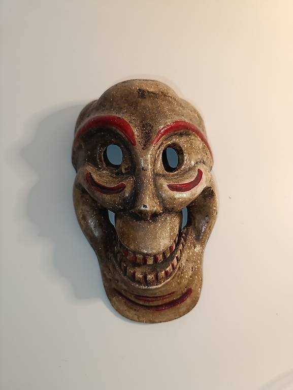 Autres antiquités ou arts: [Collection] Masque de Citipati cacheté cire – D'occasion à Lausanne par ber_qk5j 1