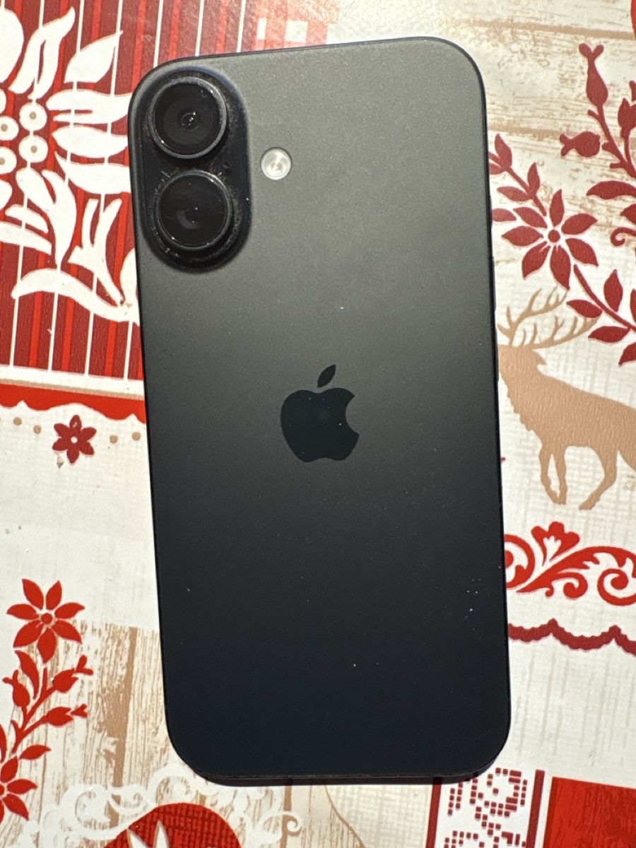 Apple Telefoni cellulari / Smartphones: iPhone 16  – Difettoso da Trub venduto da pewitt