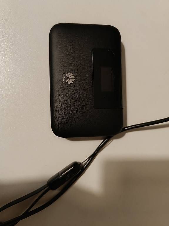Modem & Router: Huawei mobile WiFi 5770s 4G – Usato da Dietikon venduto da chd_t98c 1