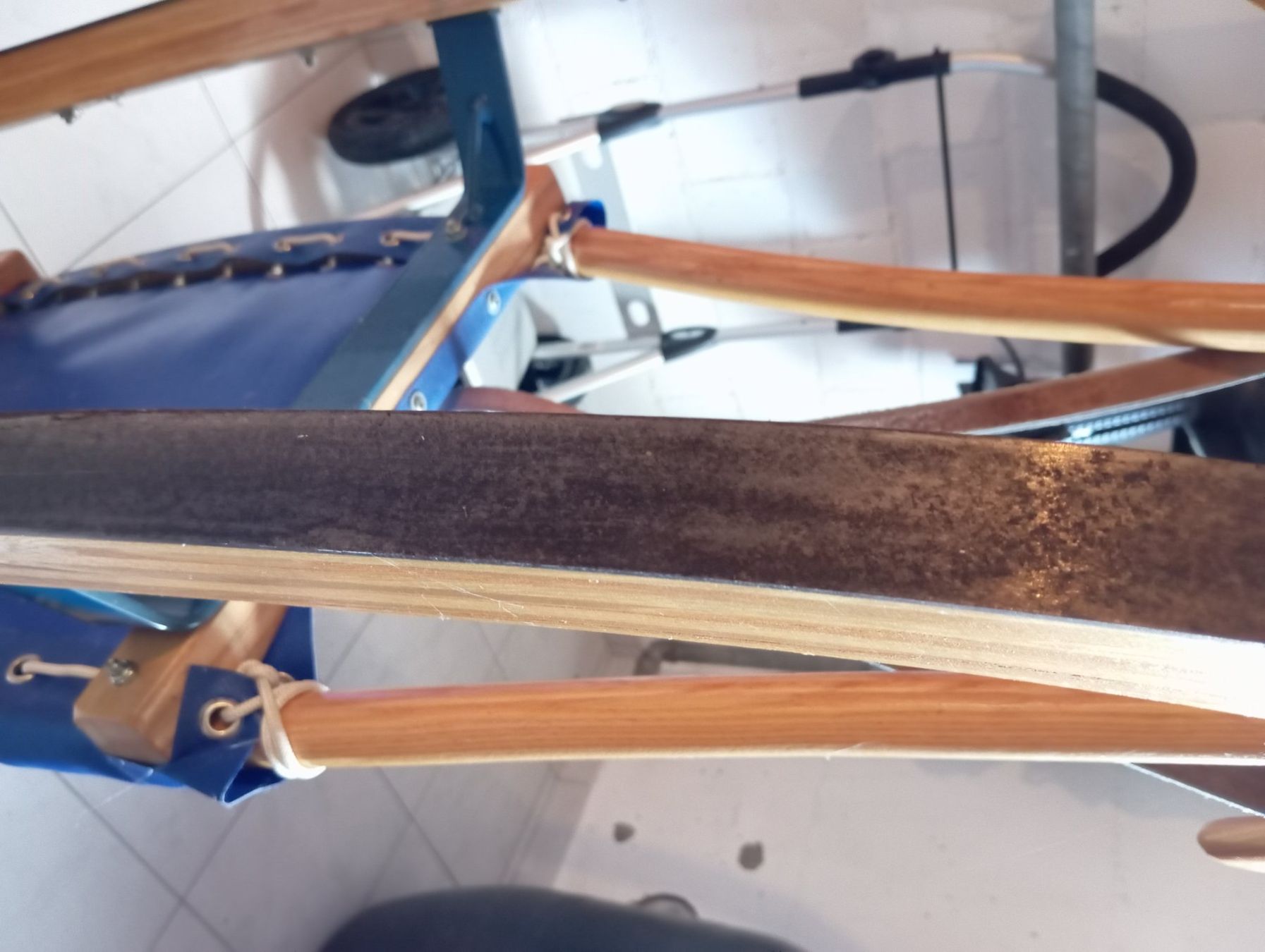 Schlitteln: Schlitten Holz mit blauer Sitzflaeche JOSSER gebraucht – Gebraucht aus Rothenburg von Andi86 3