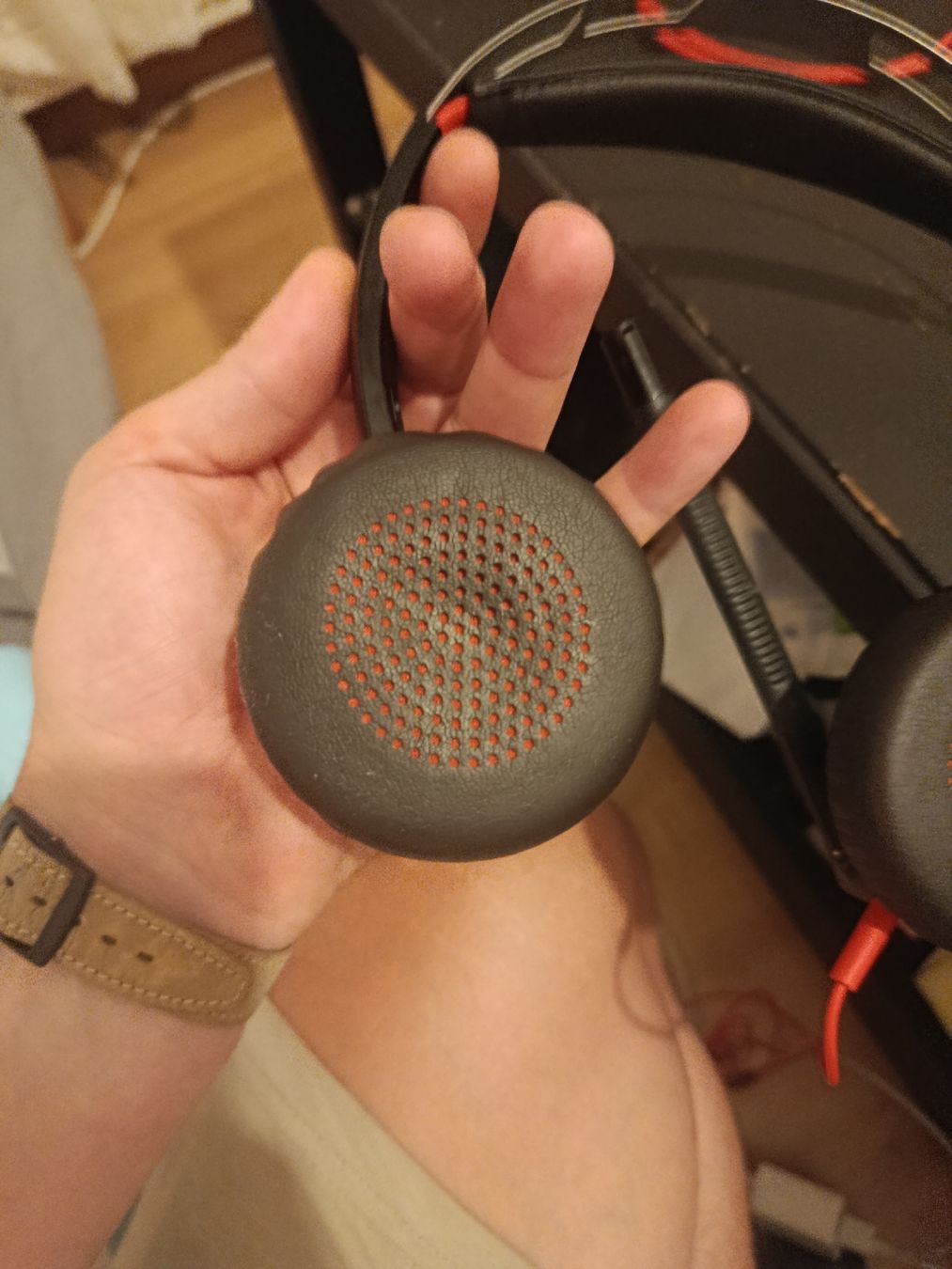 Casques audio: Poly Voyager Focus 2 headset mit Case gebraucht – D'occasion à Lufingen par yen_wpq2 4