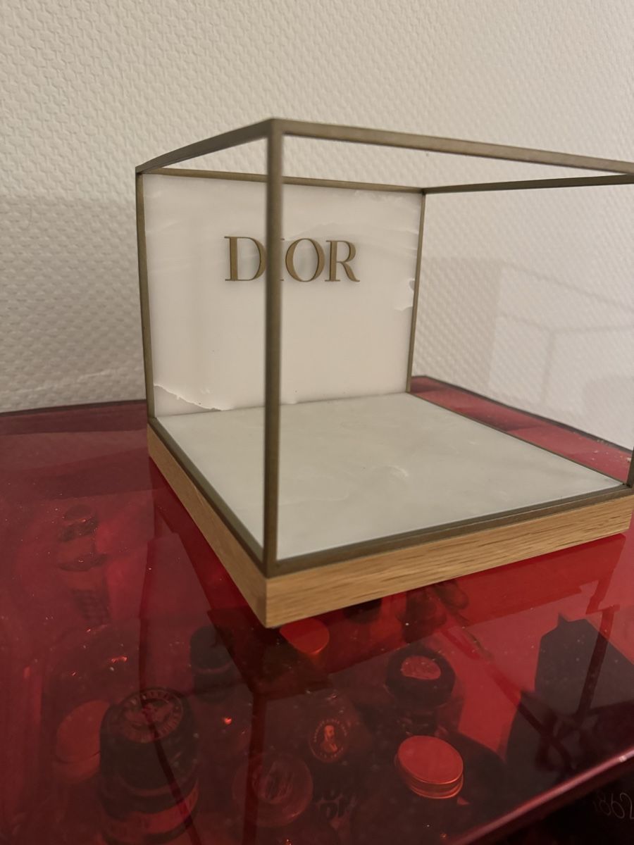 Portagioie: Présentoir Dior officiel – Nuovo e nell'imballaggio originale da Neuchatel venduto da mar_9blm 4