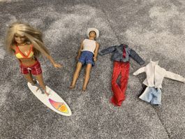 Barbie und Ken Set mit Zubehör gebrauchter Zustand