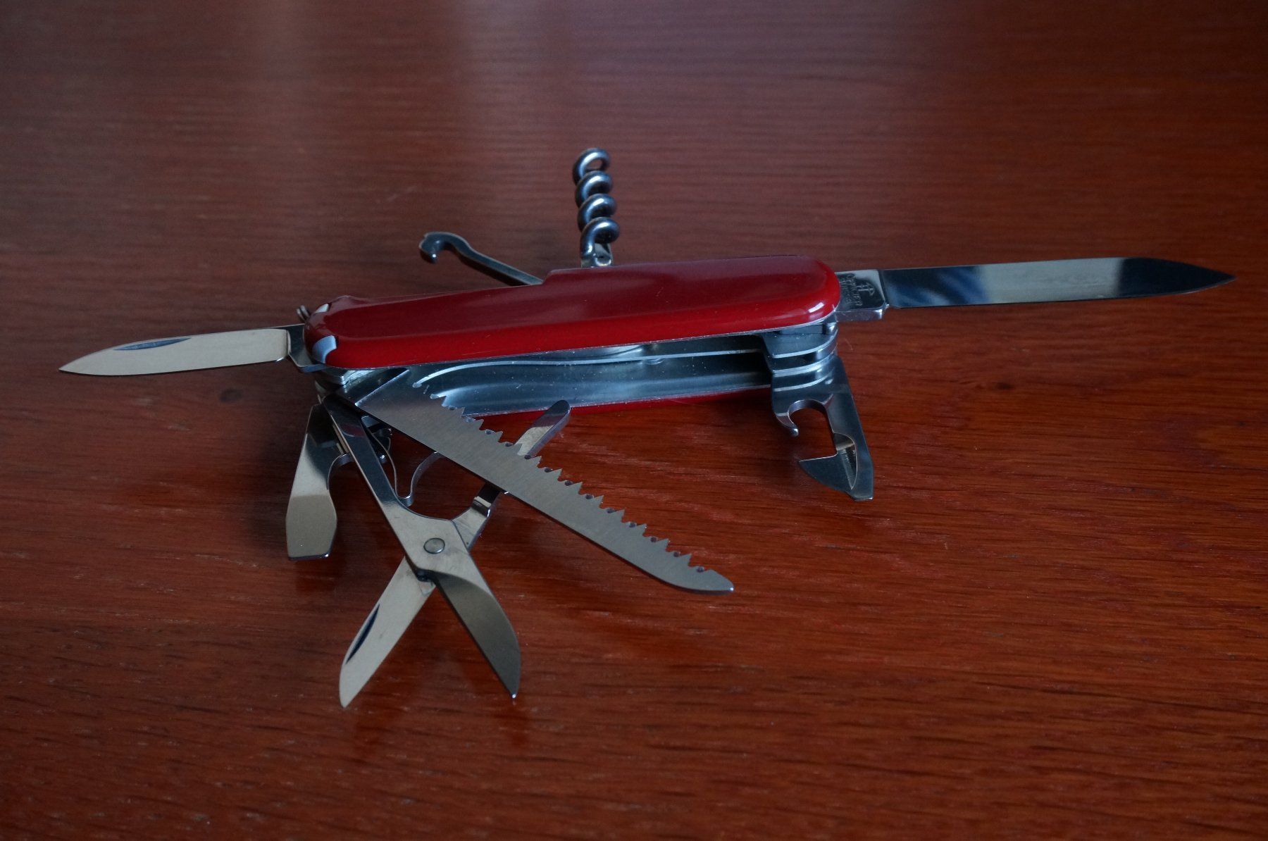 Victorinox Taschenmesser: Victorinox "Huntsman" Schweizer Offiziersmesser – Gebraucht aus Spreitenbach von Salesmanship 7