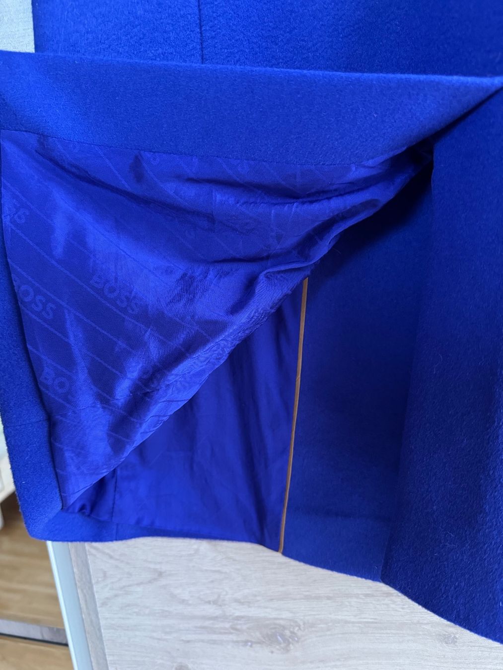 Hugo Boss Cappotti: Mantel von Hugo Boss – Usato da Chéserex venduto da Peva235 3
