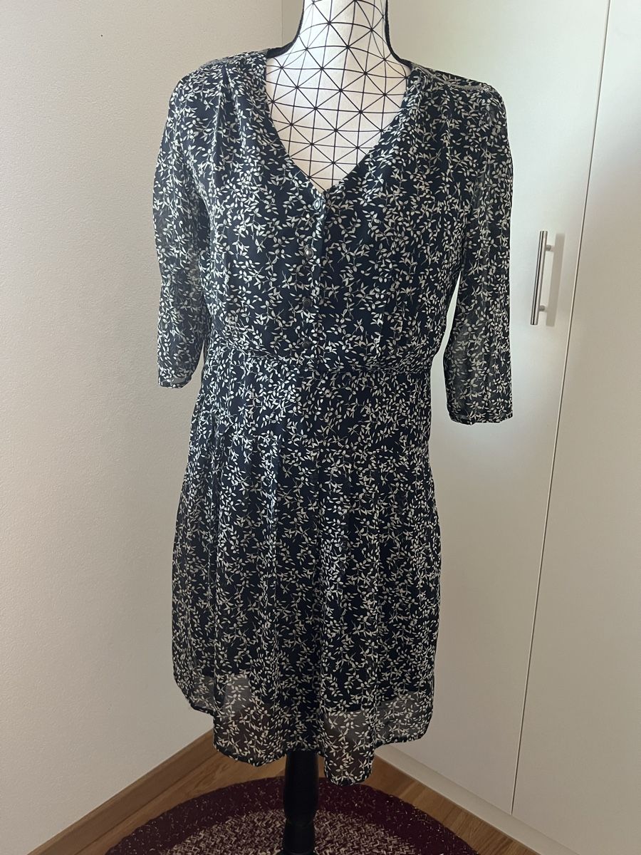 Vestiti: Robe taille 36 – Usato da Gland venduto da choupon 2