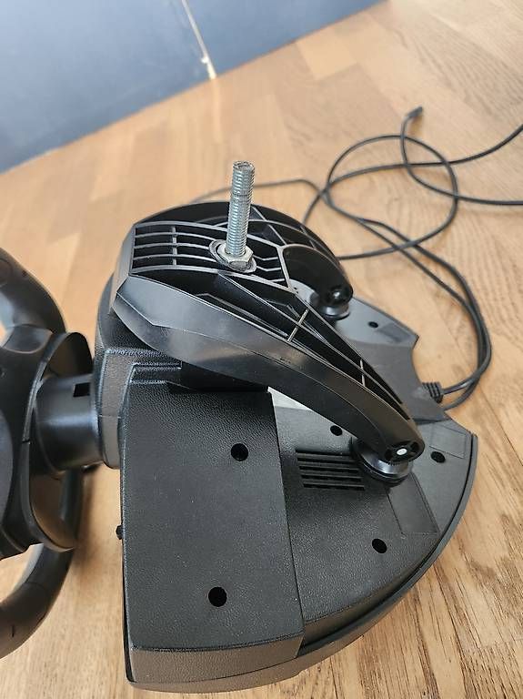Manettes: Gaming Lenkrad – D'occasion à Ibach par arn_t6fy 3