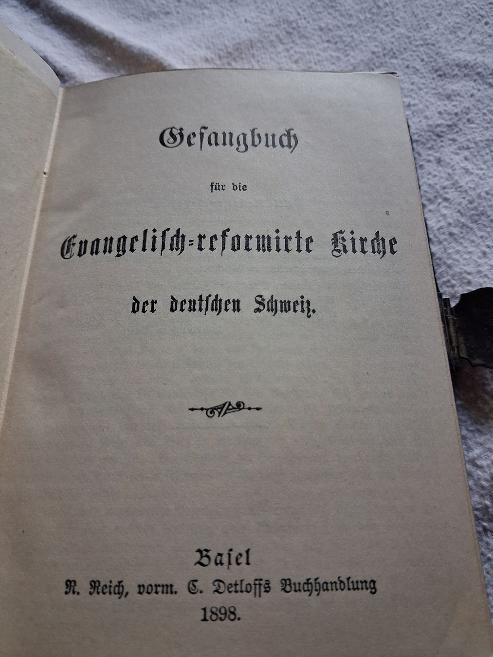 Livres: Gesangbuch Evang.-ref. Kirche Deutschschweiz 1898 Basel – D'occasion à Ruschein par ecf_268w 1