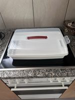 Kuchen-Transportbox mit Deckel und zwei Einsätzen weiss