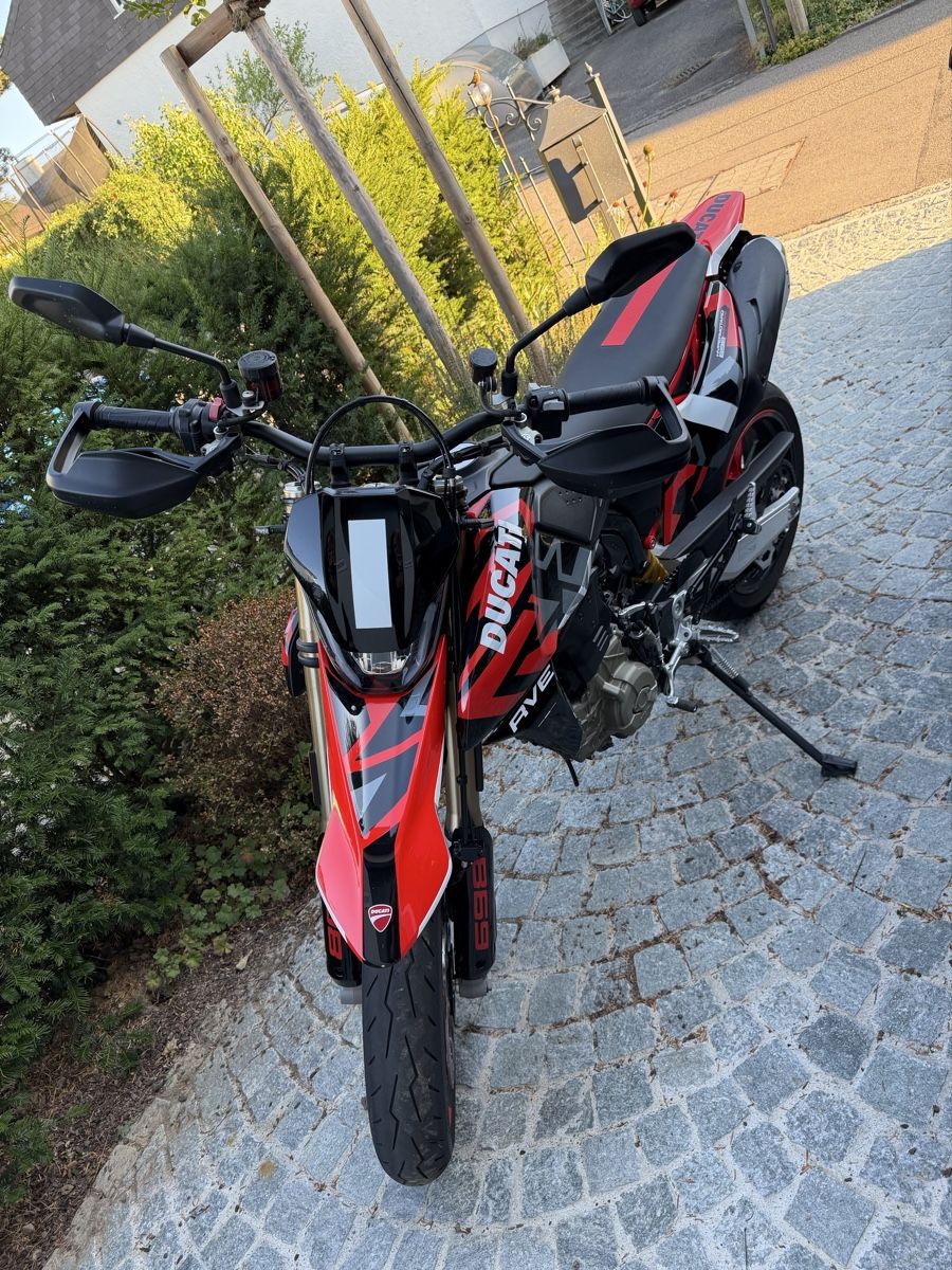 Ducati Strada: Ducati Hypermotard 698 Mono RVE – Usato da Schönenbuch venduto da Wenscles