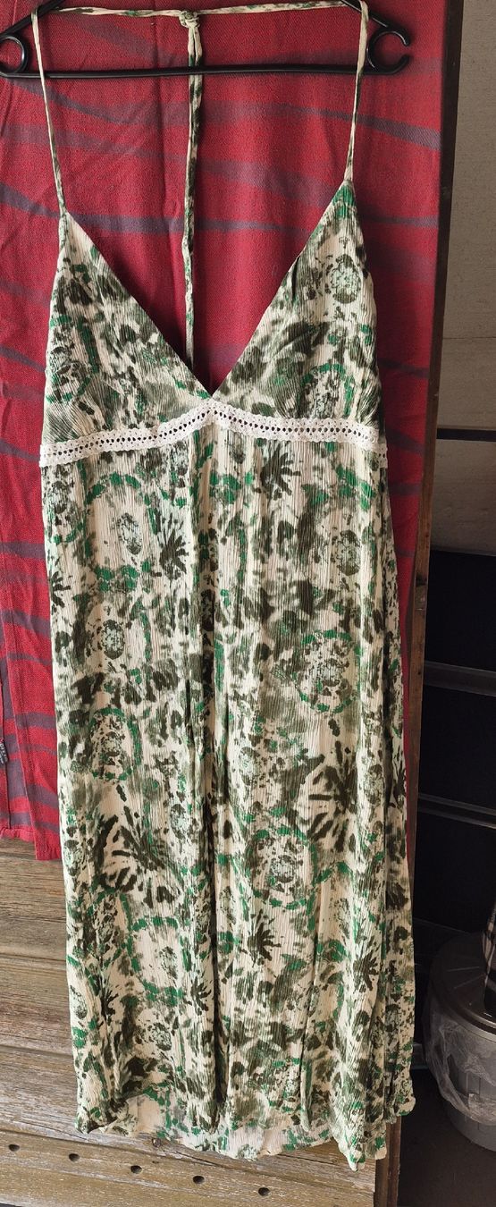 Kleider: Damenkleid – Neu (gemäss Beschreibung) aus Wislikofen von Ana.Gomes 1