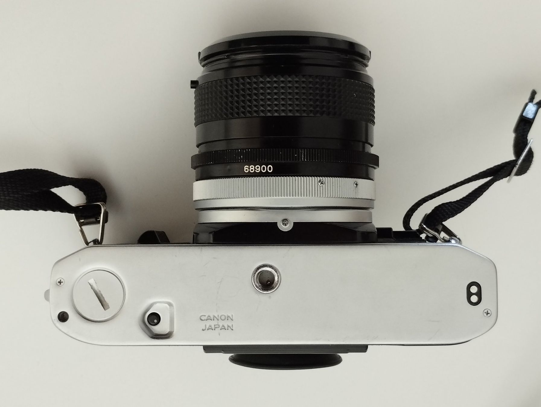 Canon Fotocamera: Canon AT-1 & accessoires – Usato da Prilly venduto da Gesamtkunstwerker 2