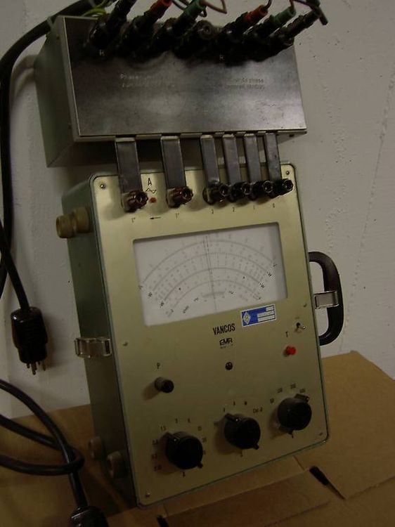 Messgerät VANCOS von EMA analoges Messinstrument Drehstrom (Defekt) in ...