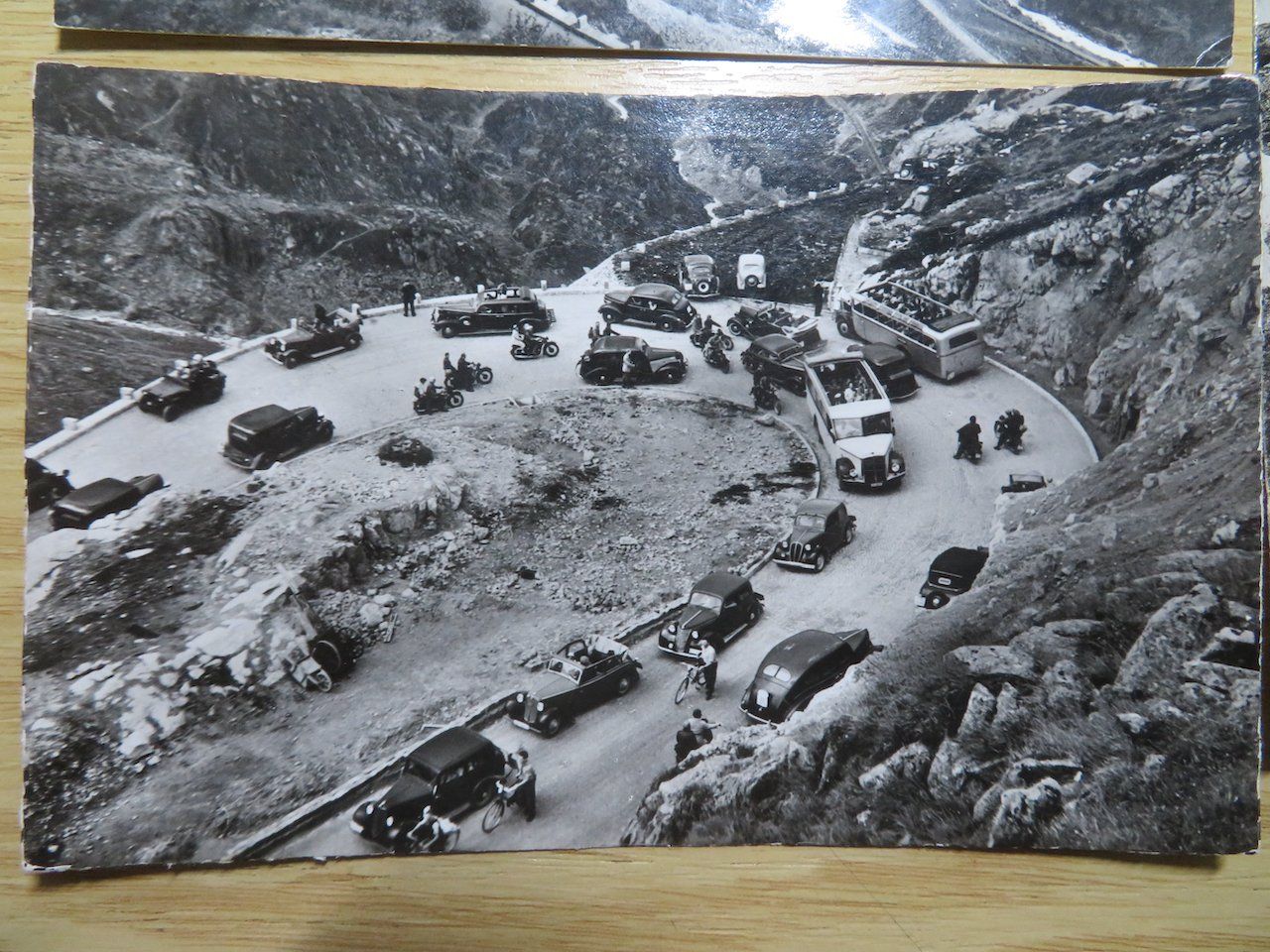 Cartes postales: Sustenpass 3 Ansichtskarten 2x gelaufen – D'occasion à Spreitenbach par heitersberg54 2