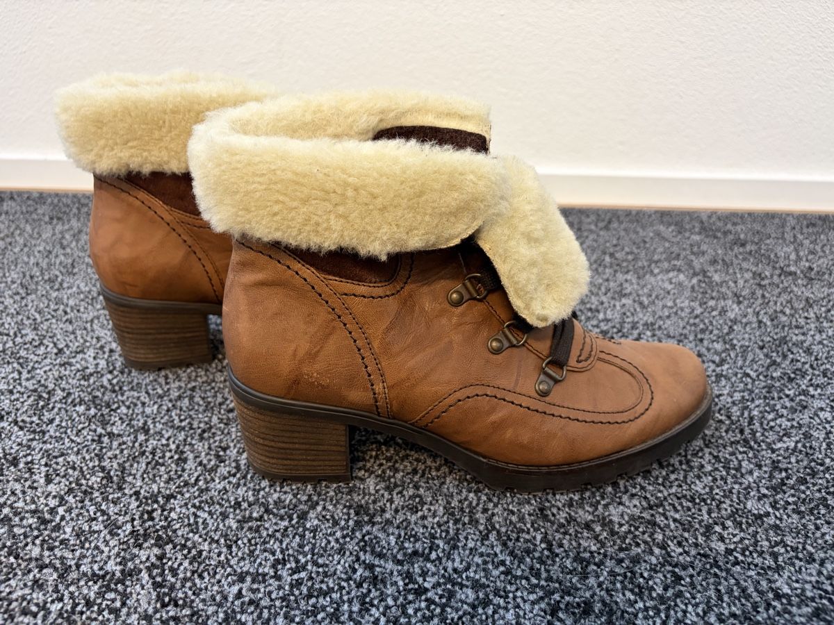 Gabor Scarpe da donna: Gabor Stiefeletten Gr. 6.5 (40) – Nuovo (secondo la descrizione) da Schlierbach venduto da Sani-123