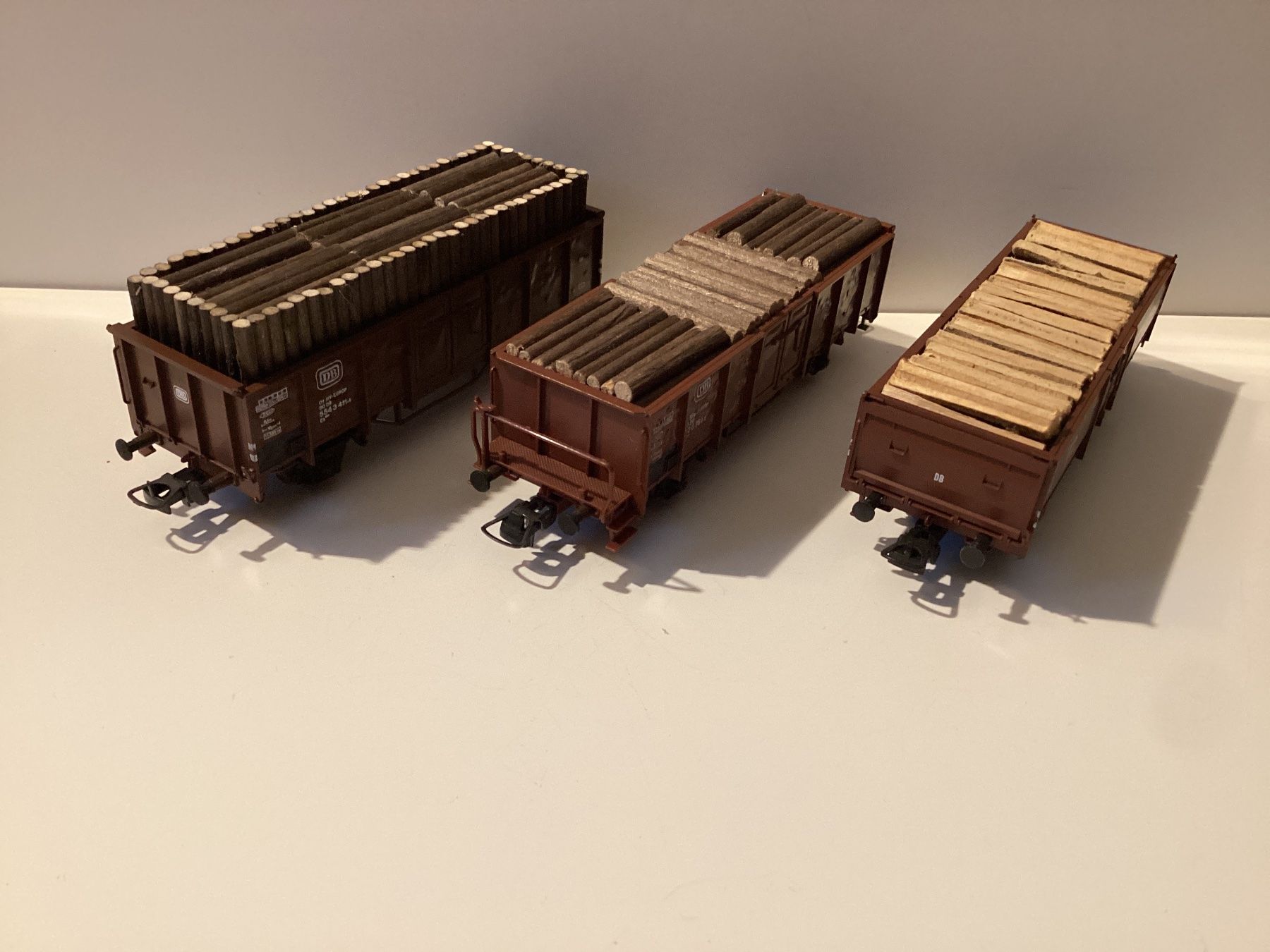 Roco Modellini di ferrovie: Roco Güterwagen DB 1:87 H0 – Usato da Effretikon venduto da simtek_de 1