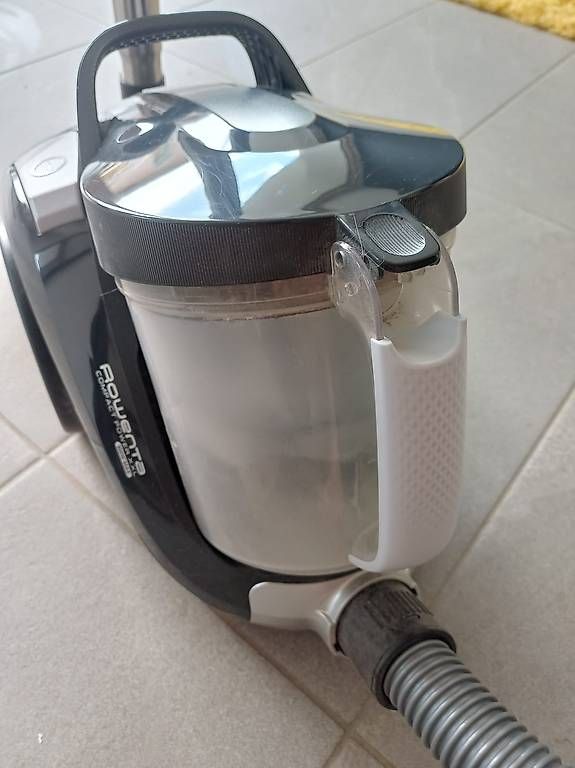 Aspirapolveri & Accessori: Aspirateur sans sac – Usato da Aven venduto da menthe17 3