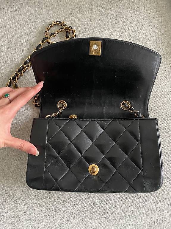 Chanel Borse da donna: Sac chanel vintage Diana – Usato da Kerzers venduto da hel_v8pr 4