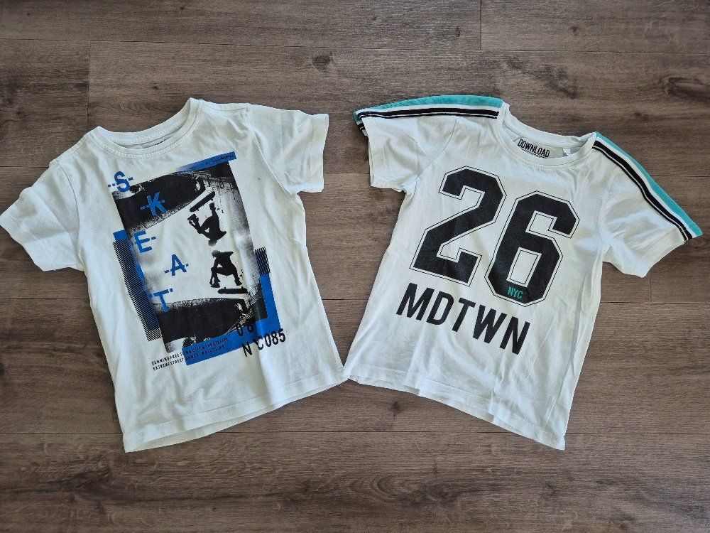 Camicie, T-shirt & Polo: 2 T-Shirts Gr. 122 / 128 – Usato da Buttisholz venduto da sico20
