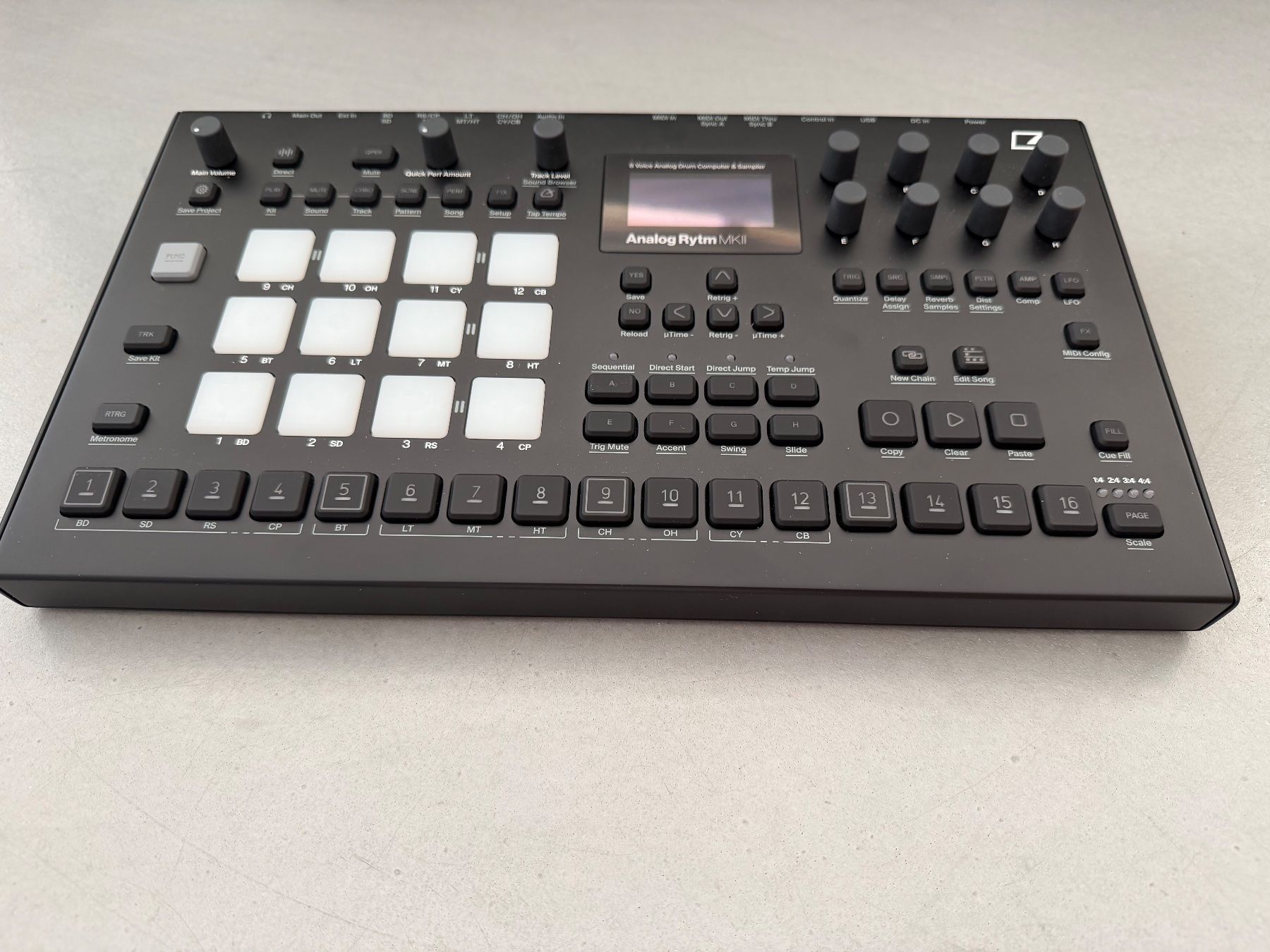 Elektron Strumenti musicali: Elektron Analog Rytm MKII Black Drum Machine – Usato da Neuhausen am Rheinfall venduto da stefxyz 2