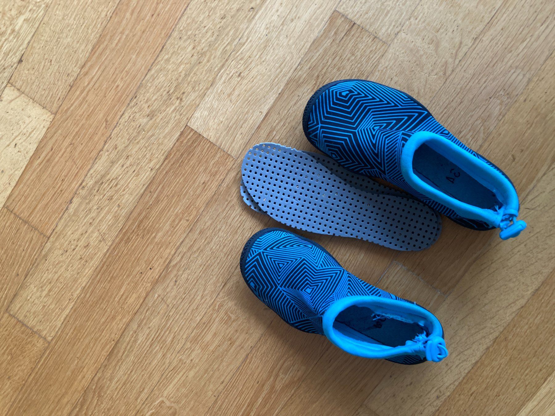 Scarpe da uomo: Wassersandalen Grösse 34/35 – Usato da Baden venduto da kathl712 1