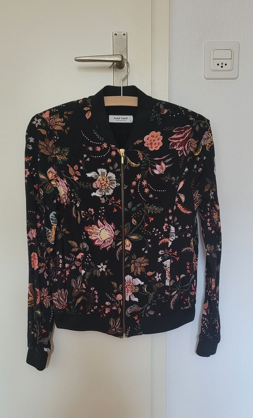Nafnaf Giacche: Bomber Naf Naf en taille S – Usato da Cheseaux-sur-Lausanne venduto da Nono031