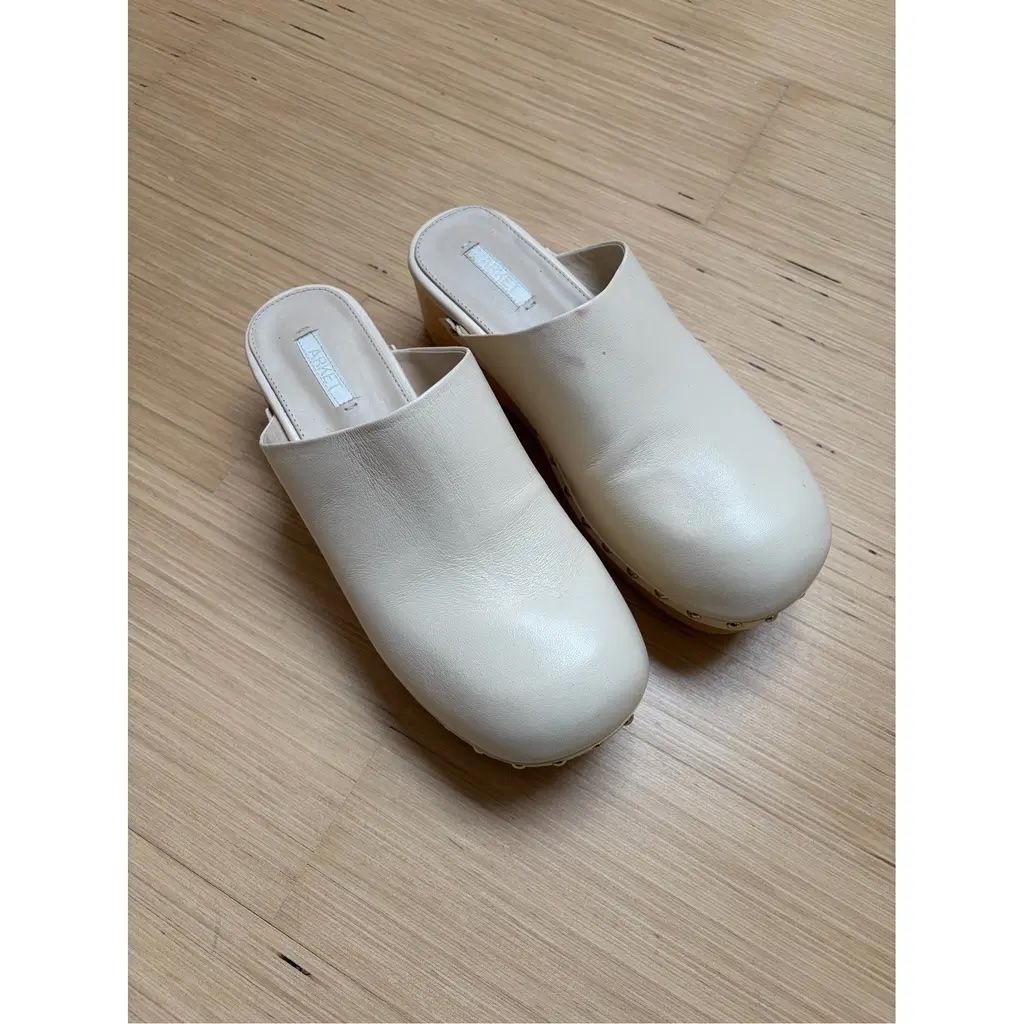 Arket Scarpe da uomo: Arket Beige Leather Mules / Clogs – Usato da Lausanne venduto da firewalk86 1