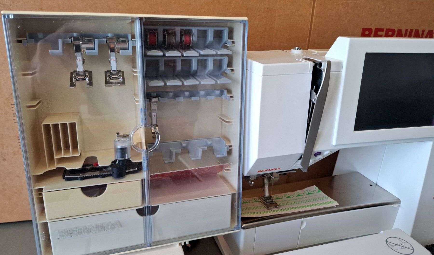 Bernina Macchine da cucire: BERNINA Artista 200 – Usato da Grub SG venduto da mar_2yfd 4