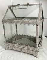 Vintage-Stil Gewächshaus aus Glas und Metall 