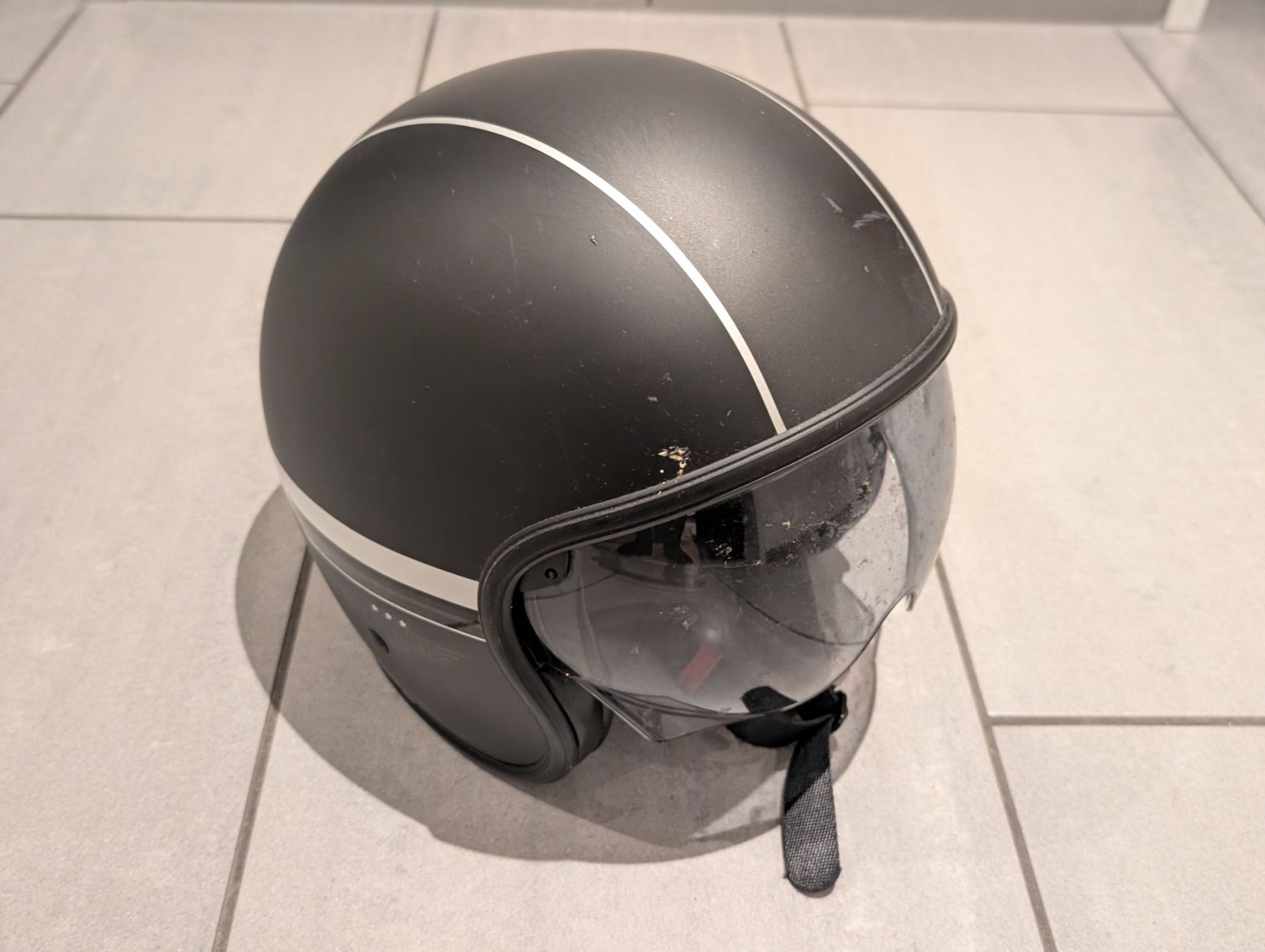 Caschi & visiere: *** HJC Rollerhelm 59-60cm *** – Usato da Wollerau venduto da R3D3X3