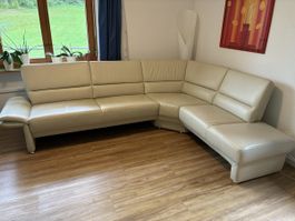 Eckpolstergruppe in Echtleder