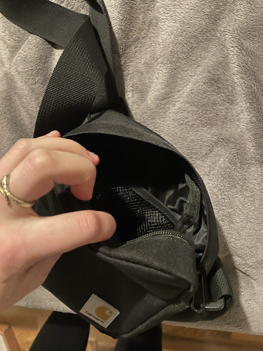 Carhartt Borse: Sacoche Carhartt Noir Neuf – Nuovo (secondo la descrizione) da Ponts-de-Martel venduto da Manon_.brs 1