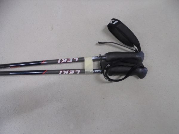 Leki Altri accessori: LEKI Walkingstöcke Carbon  115 cm / 46" – Usato da Egliswil venduto da jimygbs 1