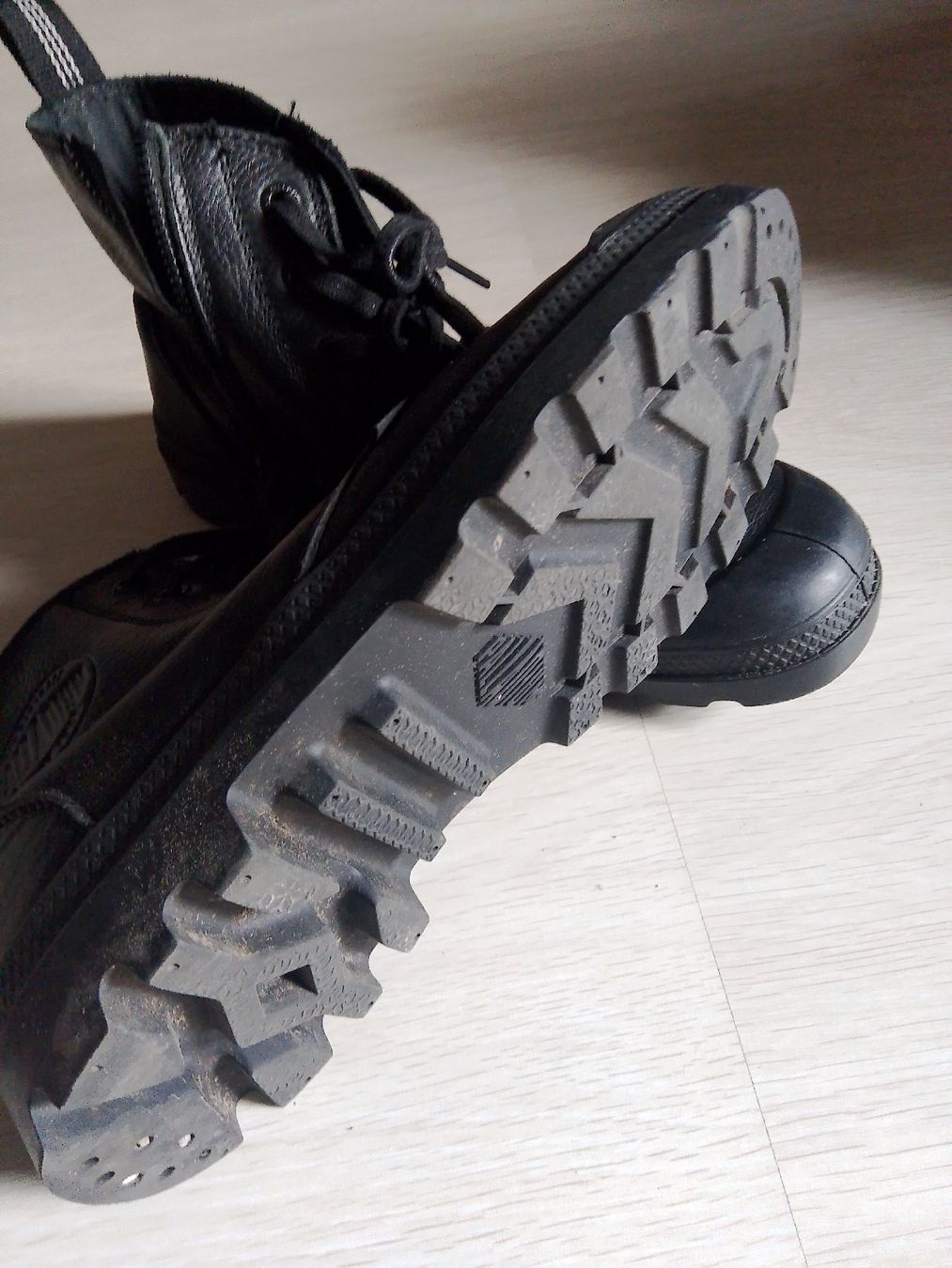 Scarpe da donna: Damen Boots – Usato da Sirnach venduto da Marketeria 2