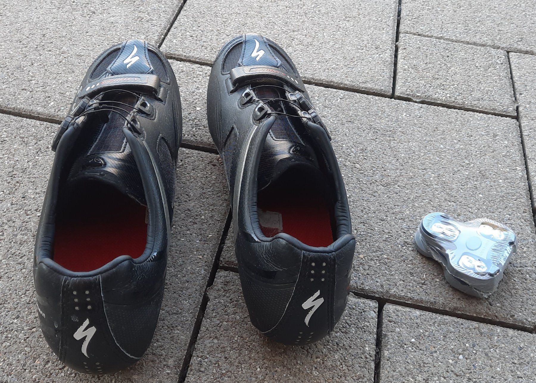 Herrenschuhe: Veloschuhe Gr. 45 – Gebraucht aus Kirchberg SG von renali 3